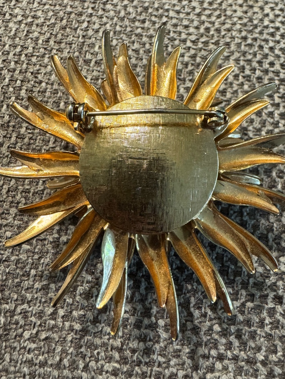 Gold-Tone Starburst Floral Brooch - Picture 8 of 14